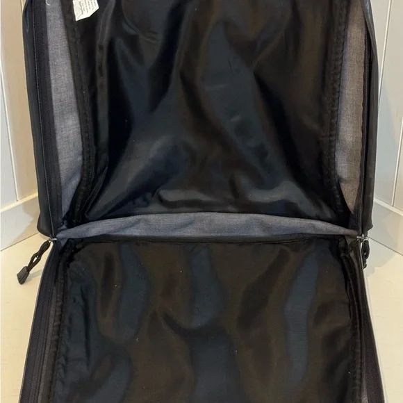 AMERICAN GIRL BRAND BACKPACK / BOOK BAG FULL-SIZE - EUC - USED ONCE - Picture 3 of 8